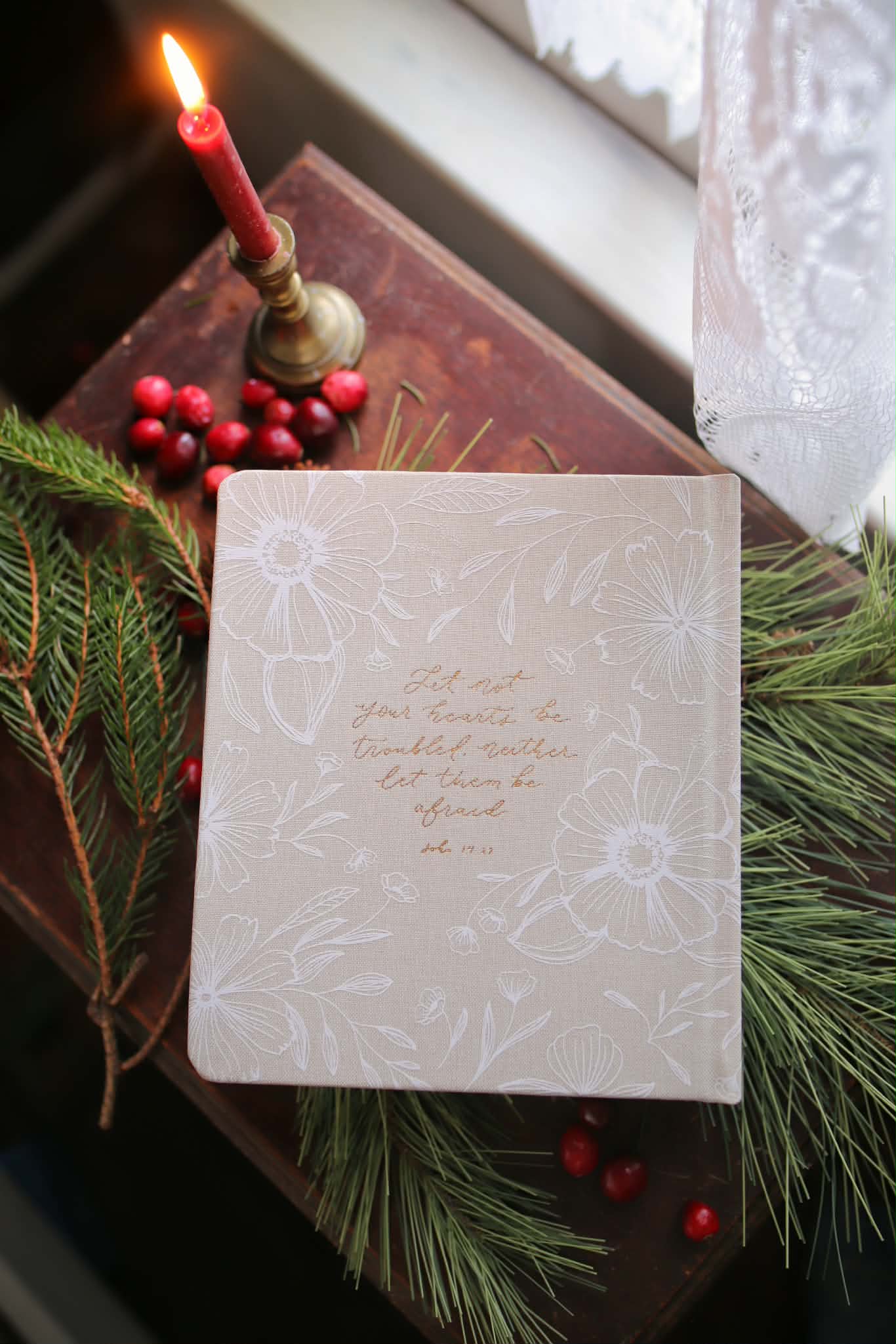 "One Thing I Ask" 5 Year Prayer Journal, Lace & Linen