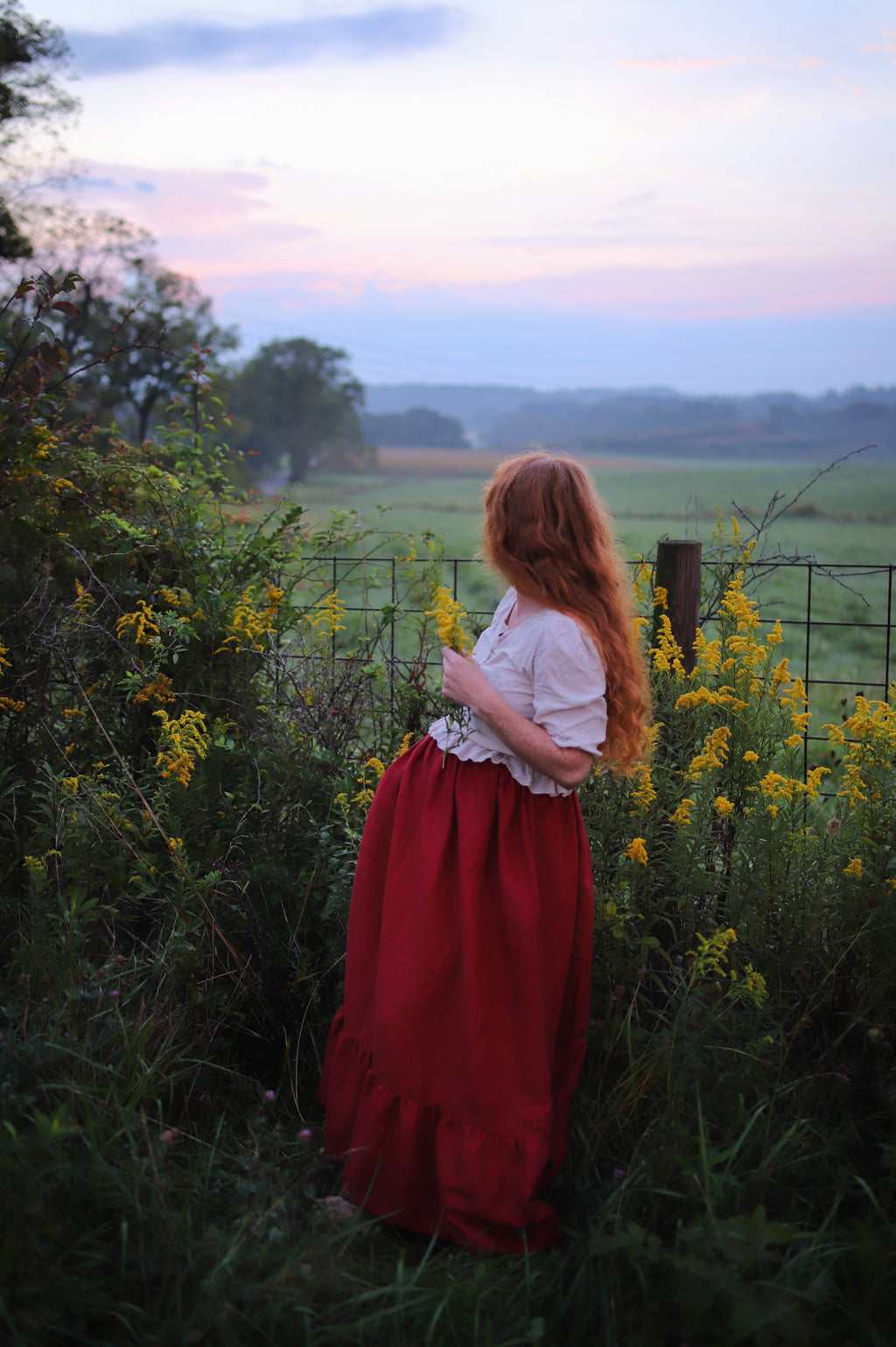 Linen Prairie Skirt in Autumn Red